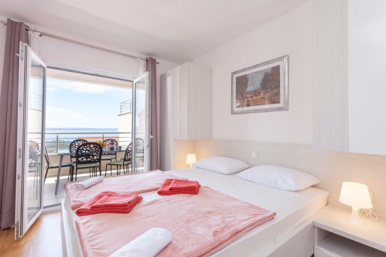 Apartments Dora Makarska Kültér fotó