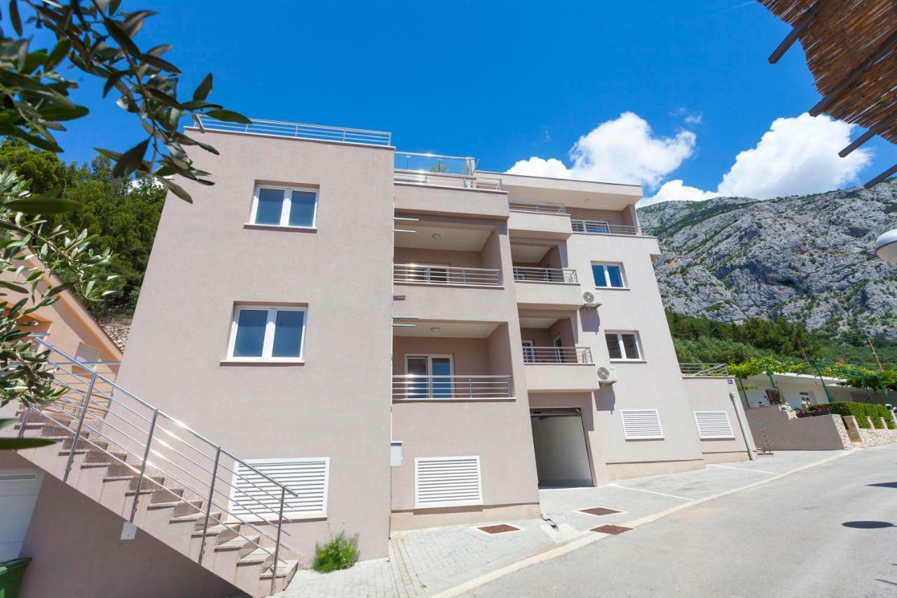 Apartments Dora Makarska Kültér fotó