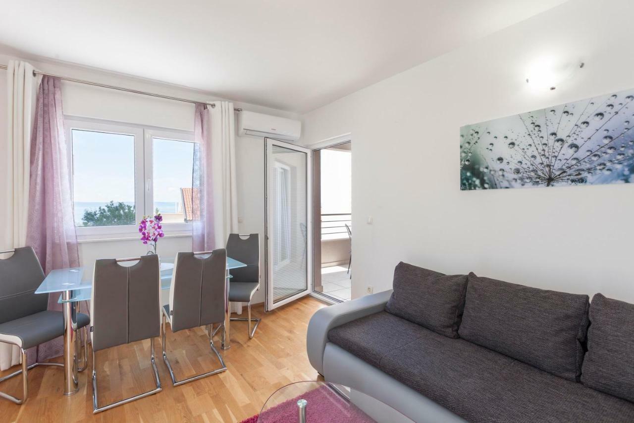 Apartments Dora Makarska Kültér fotó